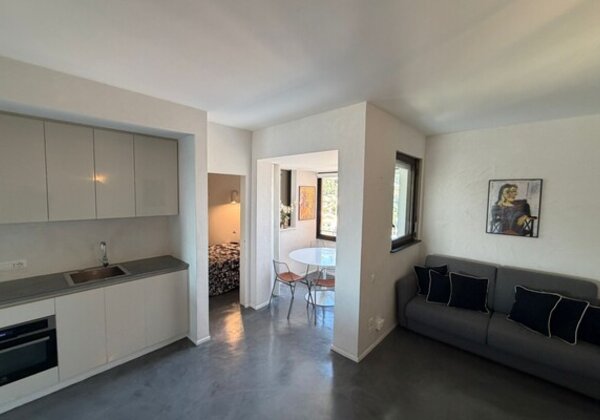 Charmant grand studio avec vue mer – Parc Saint Roman