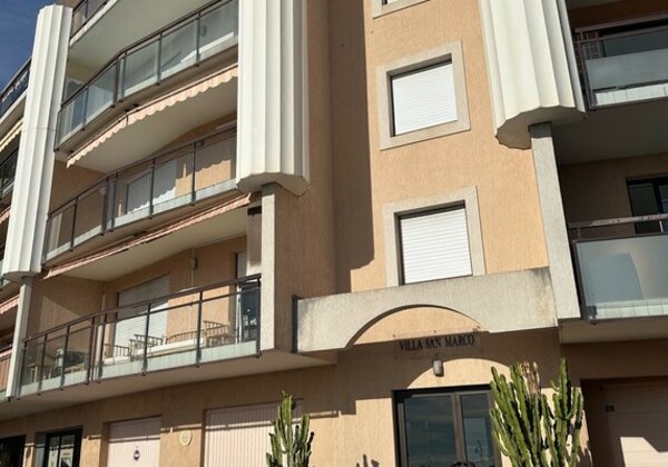 CAP D’AIL / 3 PIECES avec parking / proche Monaco / vue mer