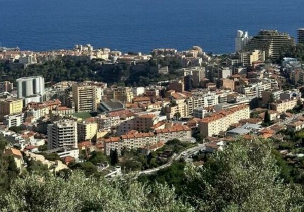 LA TURBIE / MAISON PROVENÇALE / vue mer panoramique